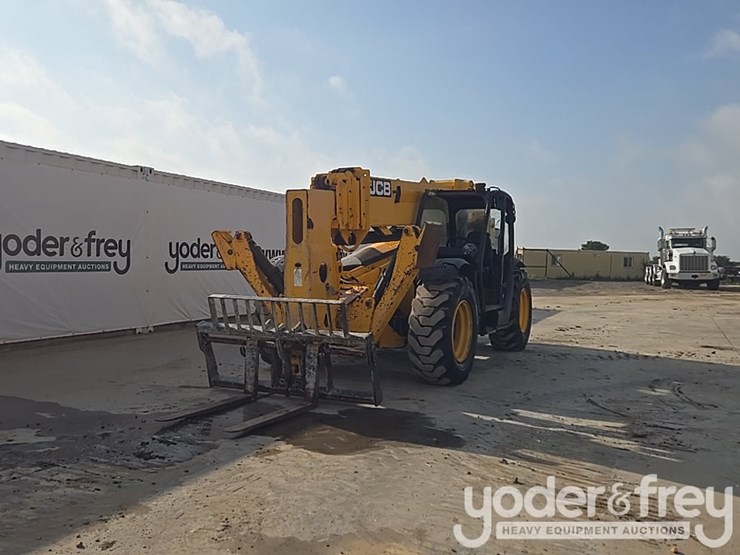 2017-jcb-510-56-image-1