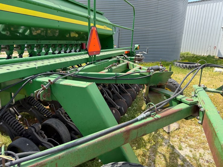 john-deere-1590-image-57