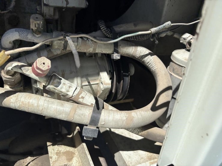 2005-rosco-rb48-image-37