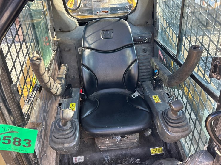 caterpillar-259d-image-40