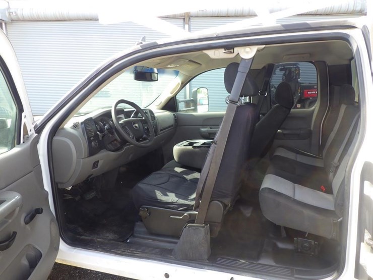 2008-chevrolet-3500hd-image-5