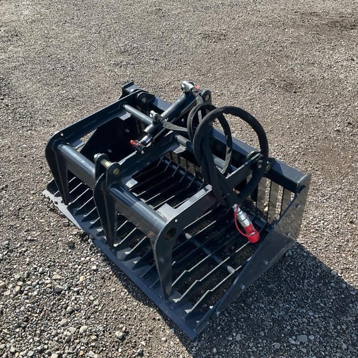 #1395 • Unused Landhonor Mini Skid Steer Grapple Bucket