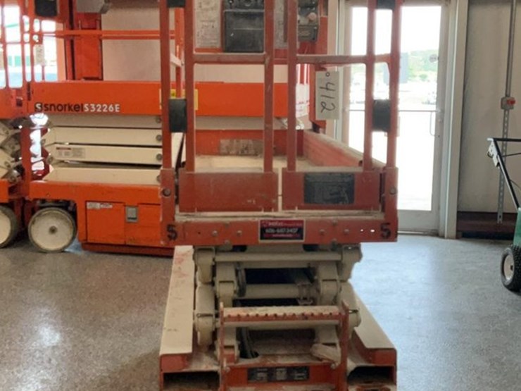 #412-•-2019-snorkel-19'-scissor-lift-image-18
