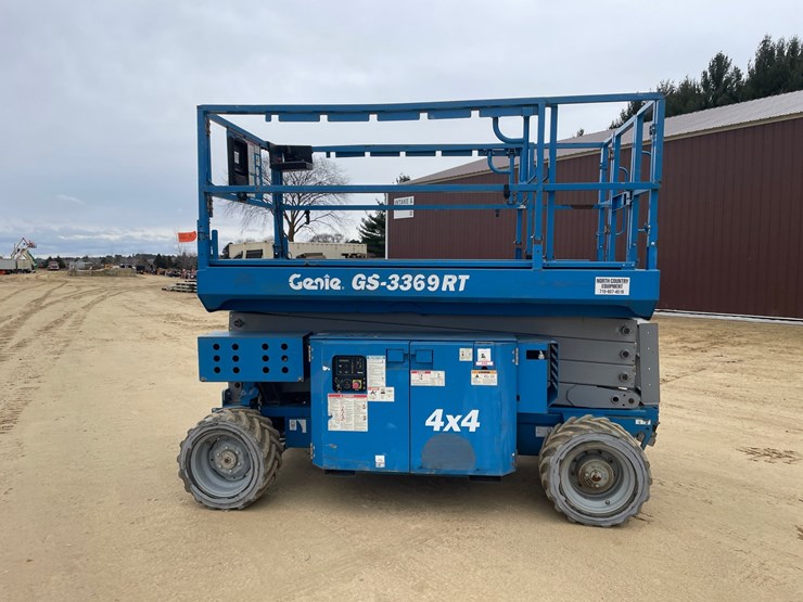 #7514-•-(s-2)-2012-genie-3369-rough-terrain-scissor-lift-image-8