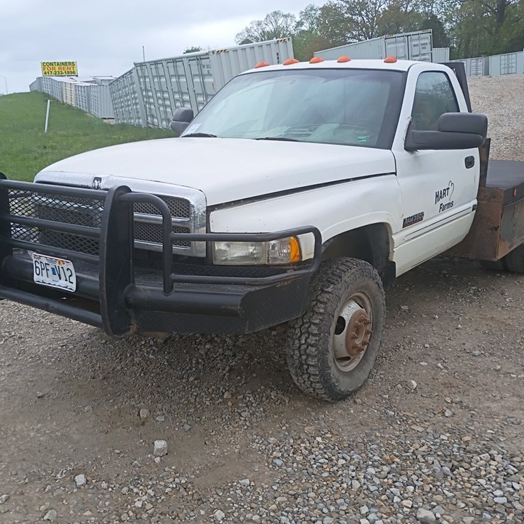2000 DODGE RAM 3500