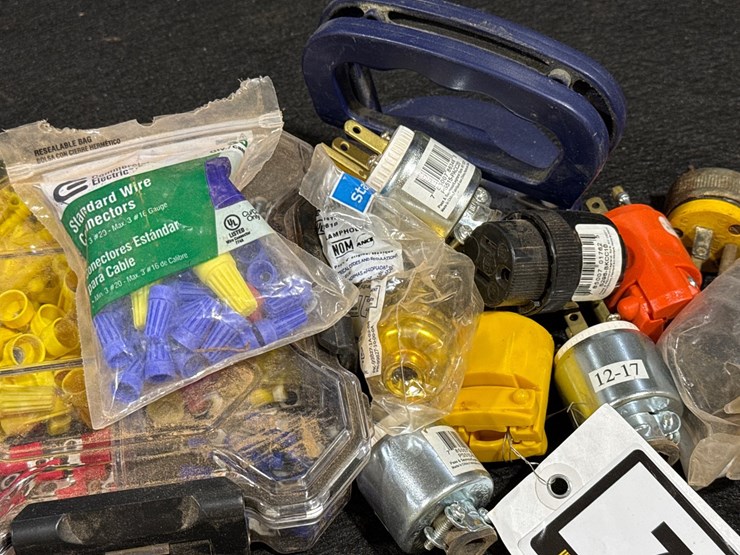 #764-•-various-electrical-outlets-and-plugs-image-3