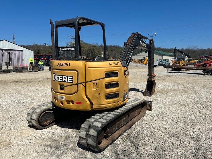 2015-deere-50g-image-4