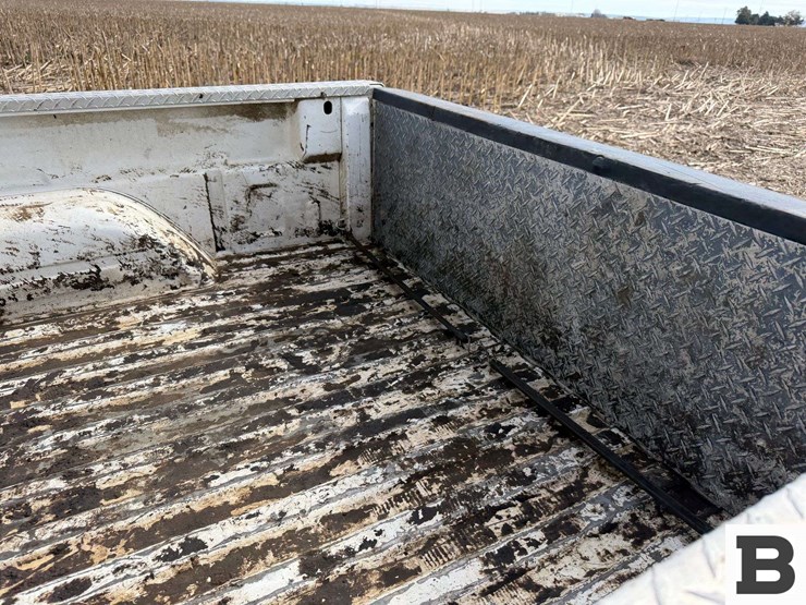 2002-chevrolet-silverado-1500-image-16