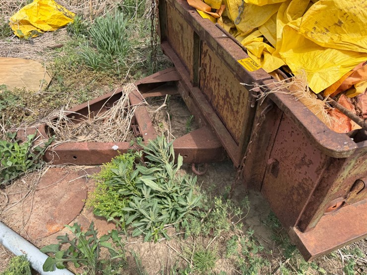 #45264-•-9'-utility-trailer-w/levee-spills-image-19