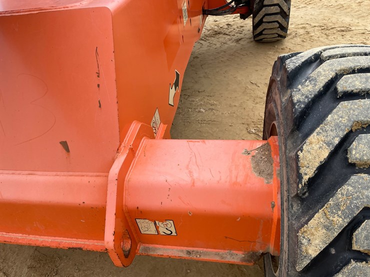 jlg-400s-image-42