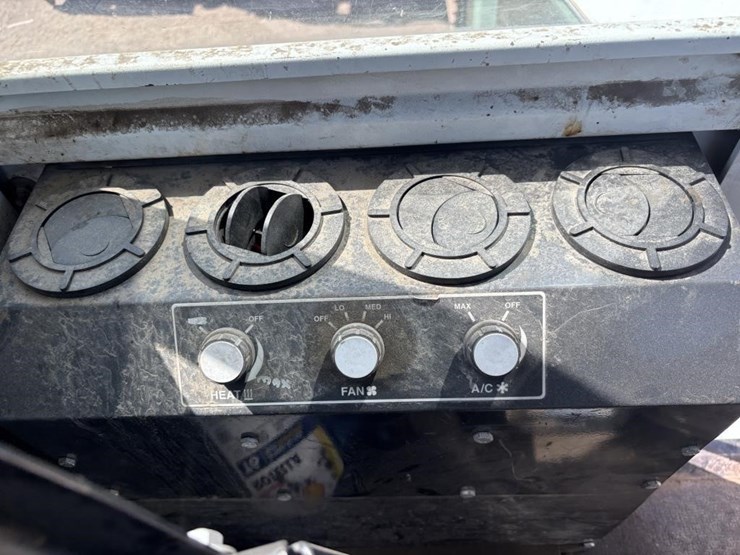 2005-rosco-rb48-image-29