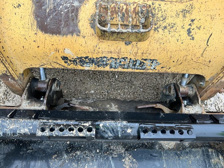 caterpillar-256c-image-10