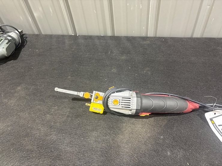 #780-•-chicago-electric-1/2-inch-band-file-belt-sander-image-3