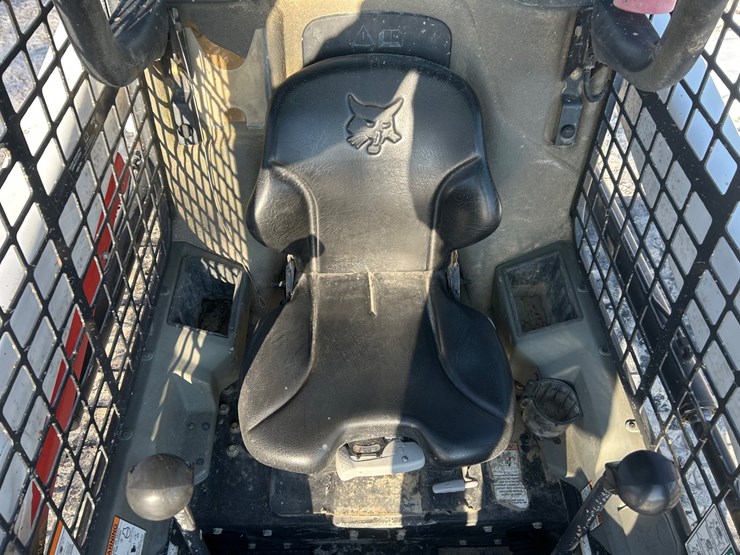 2017-bobcat-t550-image-29