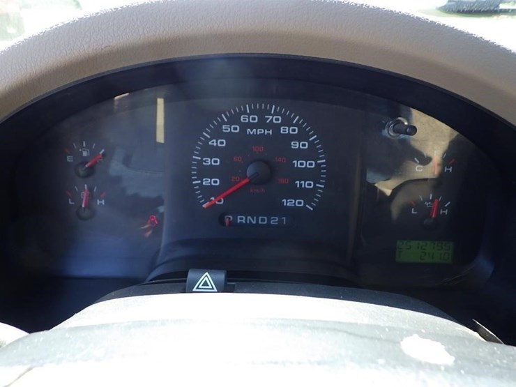 2005-ford-f150-image-27