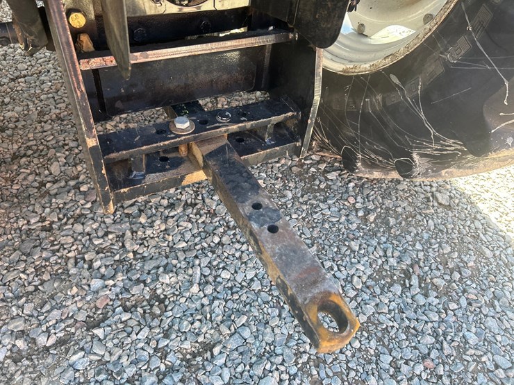 new-holland-t5070-image-34