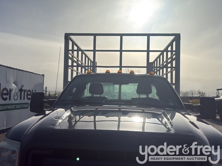 2011-ford-f350-image-33