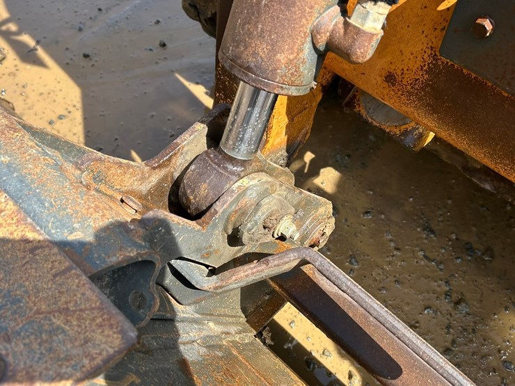 2019-case-tr270-image-15