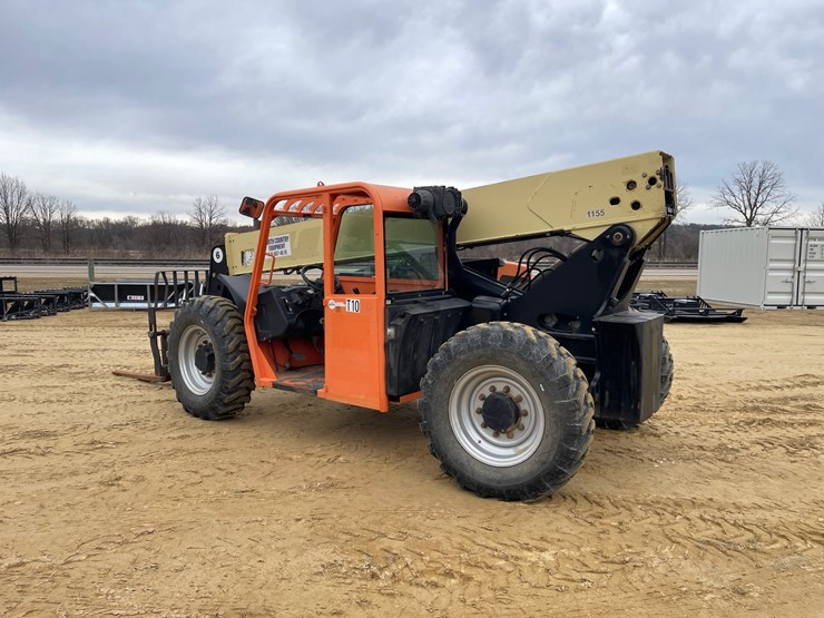 2013-jlg-g6-42a-image-7