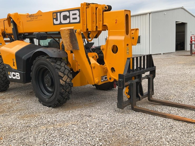 2022-jcb-510-56-image-17