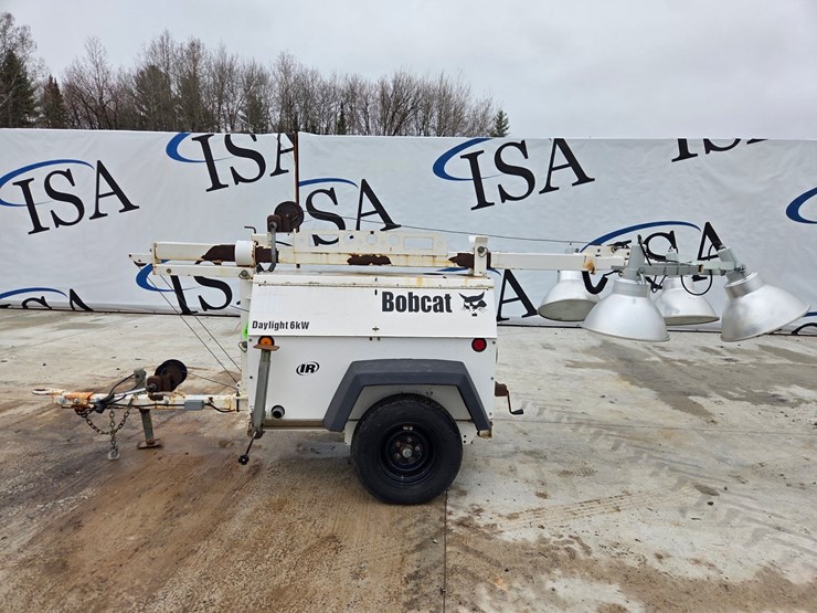 2002-massey-ferguson-8-image-2