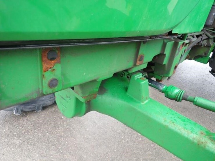 2016-john-deere-5085e-image-41