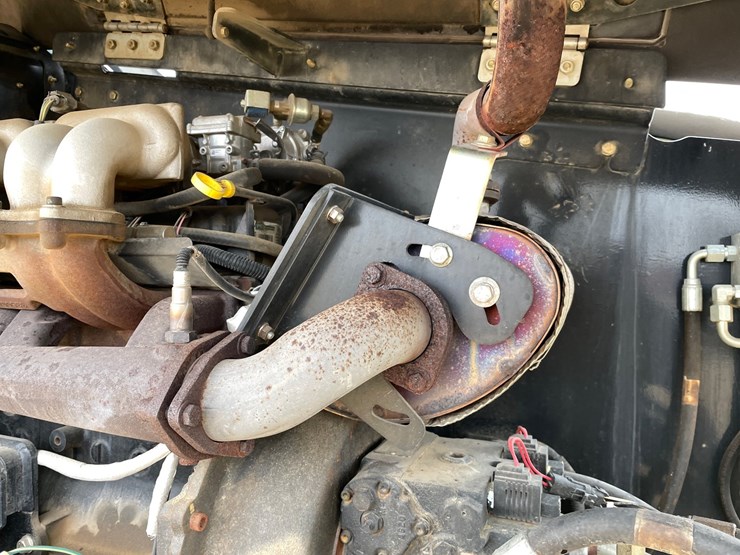 2016-jlg-400s-image-53