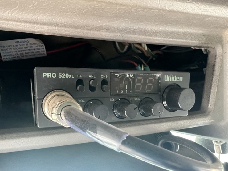 2002-kenworth-w900-image-37