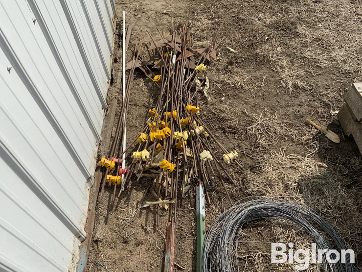 electric-fence-posts-image-6