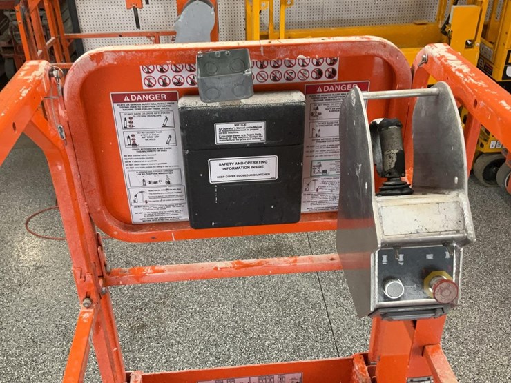 #430-•-2023-snorkel-19'-scissor-lift-image-28