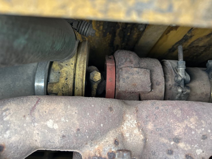 caterpillar-ap-600d-image-47