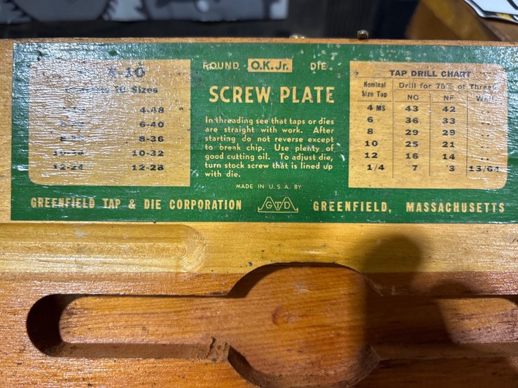 #735-•-set-of-tap-and-dies-image-3