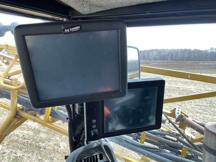 #5514-•-agco-rogator-u1264c-ag-chem-sprayer-image-43