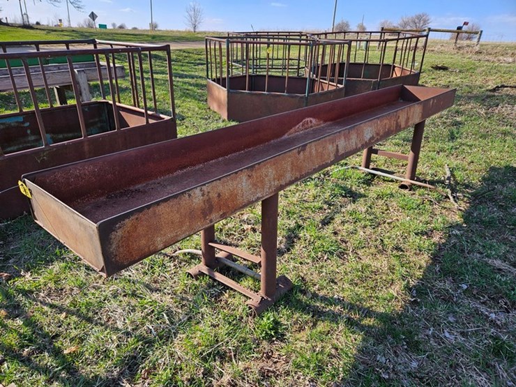 #549-•-14'-steel-feed-bunk-image-6