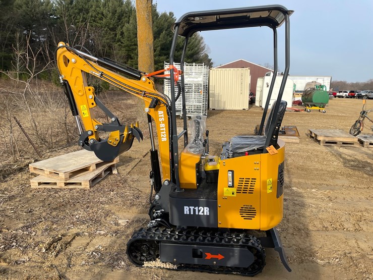 #1040-•-new-ats-rt12r-mini-excavator-image-8
