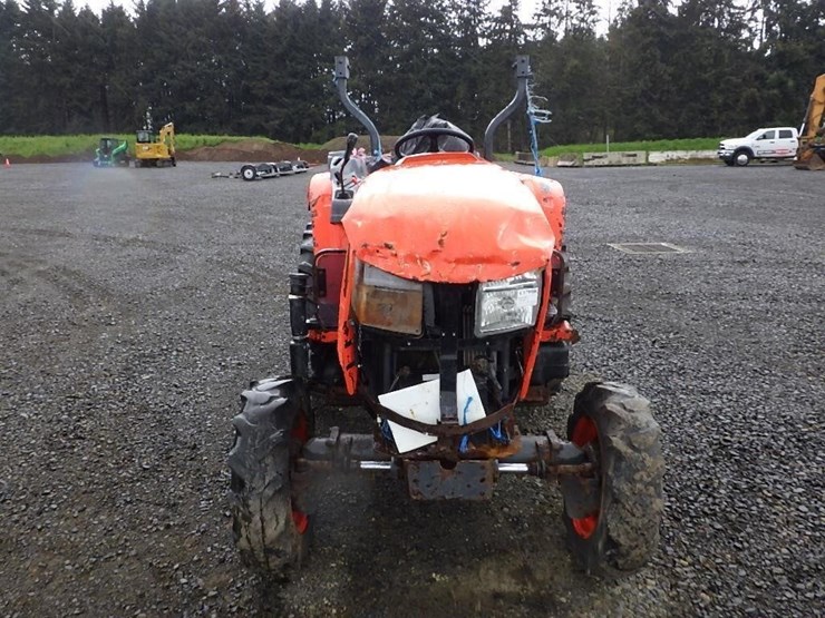 2018-kubota-l3560-image-2