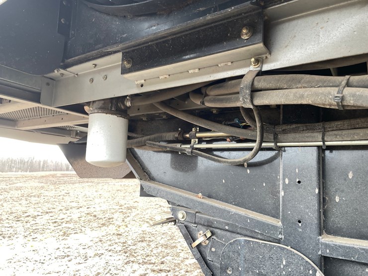 gleaner-r65-image-30