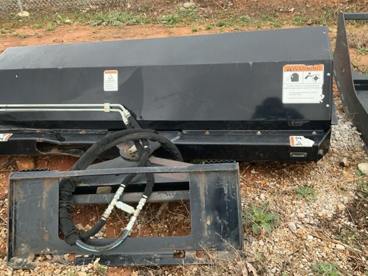 #177-•-2017-quick-attach-84"-angle-broom-image-3