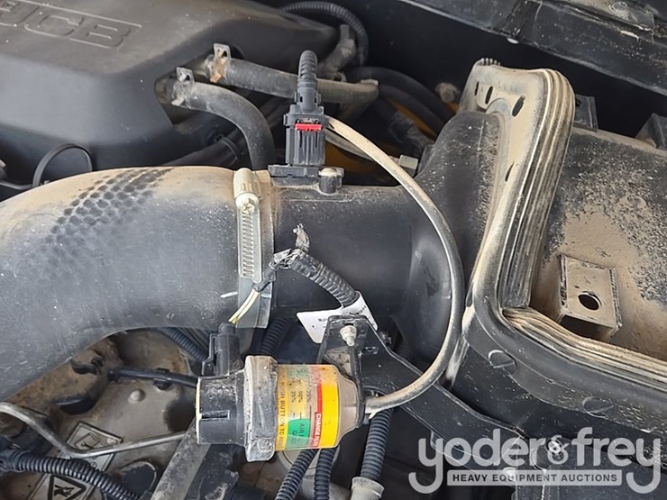 2017-jcb-510-56-image-51