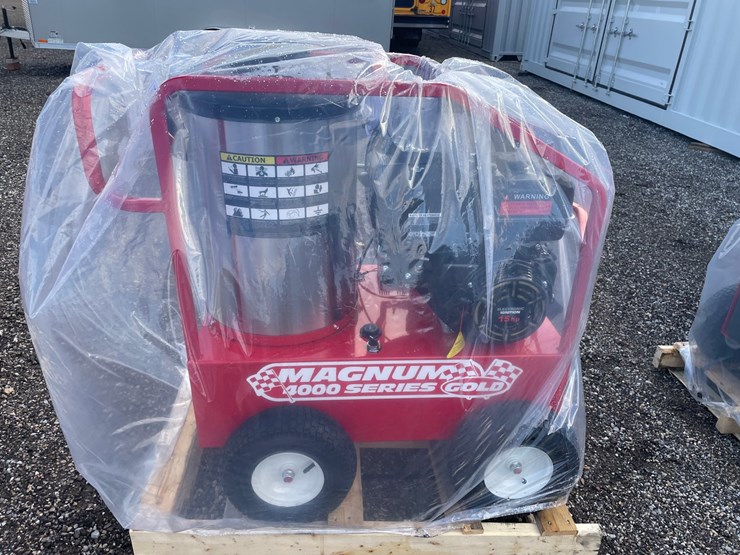 #3090-•-2026-magnum-4000-hot-water-pressure-washer-image-3