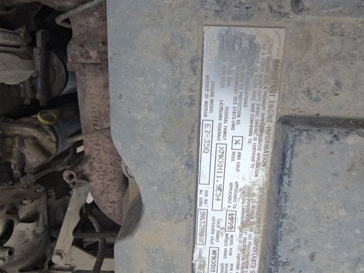 2003-mack-rd688s-image-85