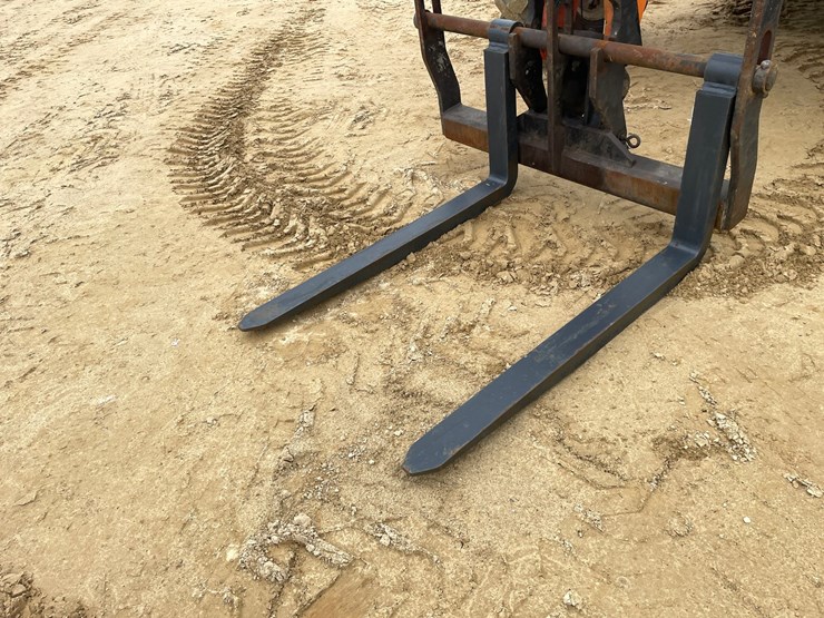 2012-jlg-g6-42a-image-34