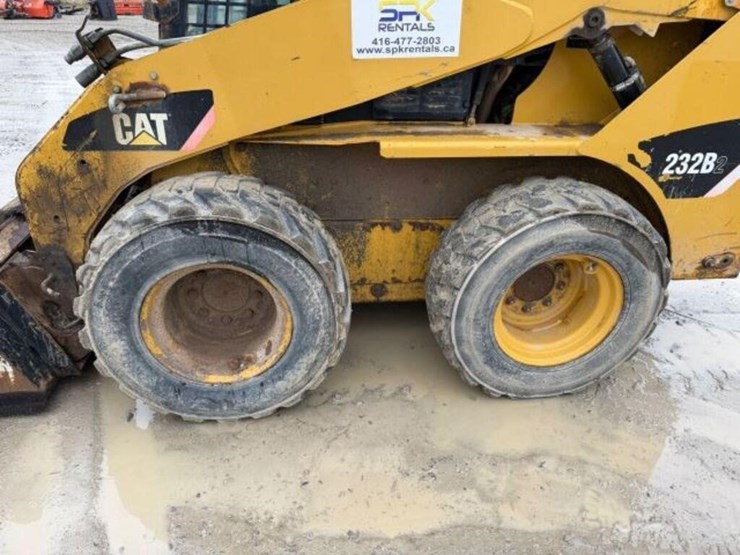 2009-caterpillar-232b2-image-31