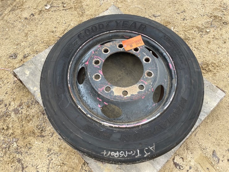 #7546-•-marathon-rss-brand-semi-tire-on-rim-image-4