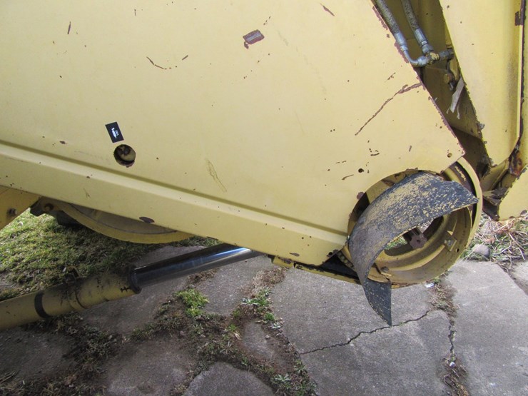 new-holland-tr96-image-36