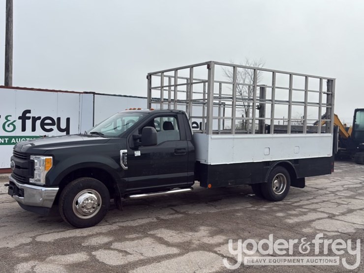 2017-ford-f350-image-1