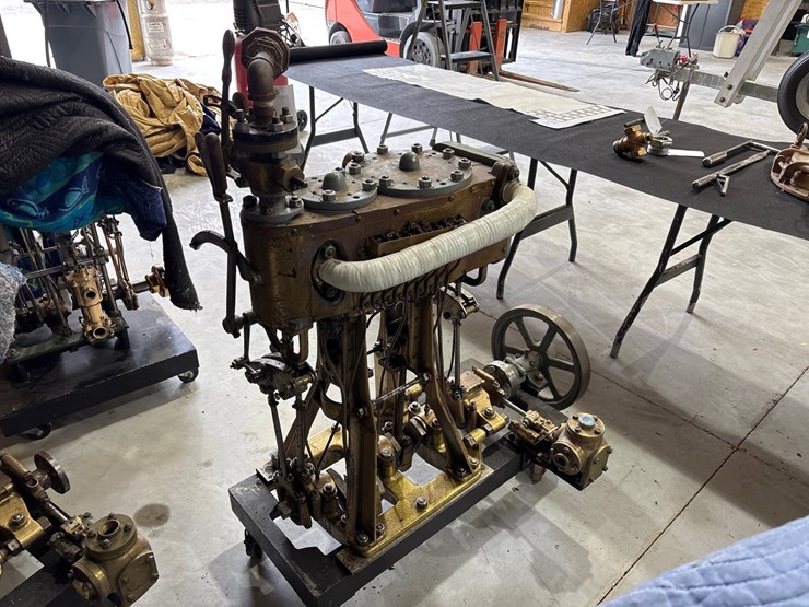 #14-•-1896-u.s.-navy-type-g2-compound-launch-steam-engine-–-18.6-hp-image-3