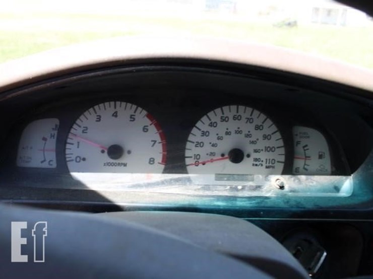 2001-toyota-tacoma-image-13