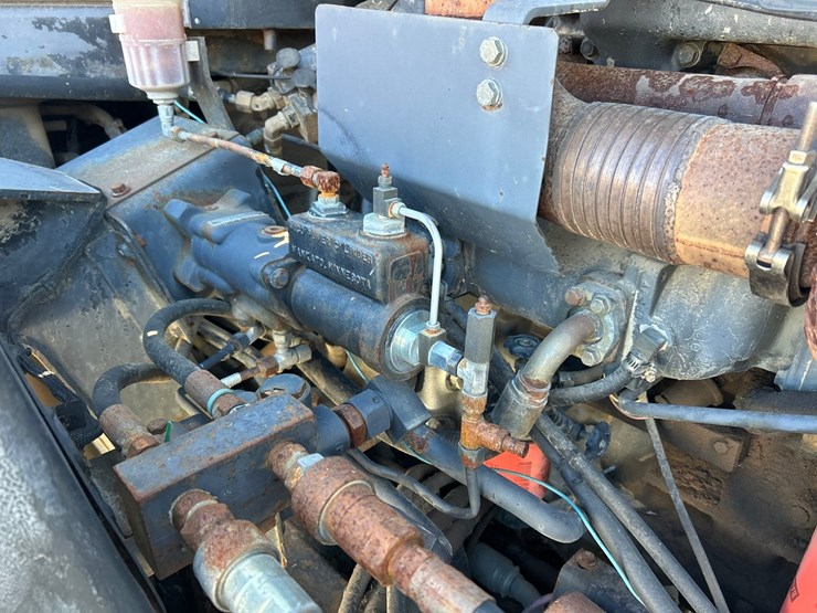 caterpillar-ch75-image-33