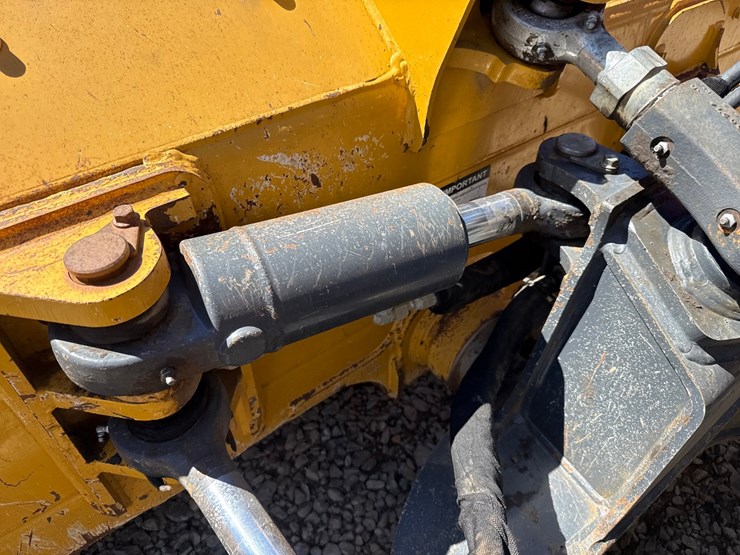 deere-450k-lgp-image-18